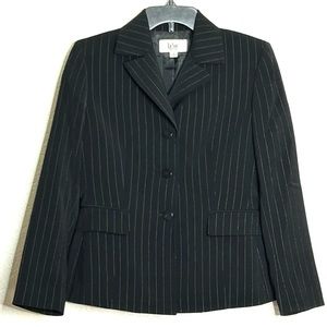 Le Suit 4 Petite Black Pinstriped Long Sleeve Blazer